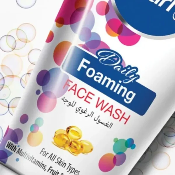 Golden Pearl Foaming Face Wash