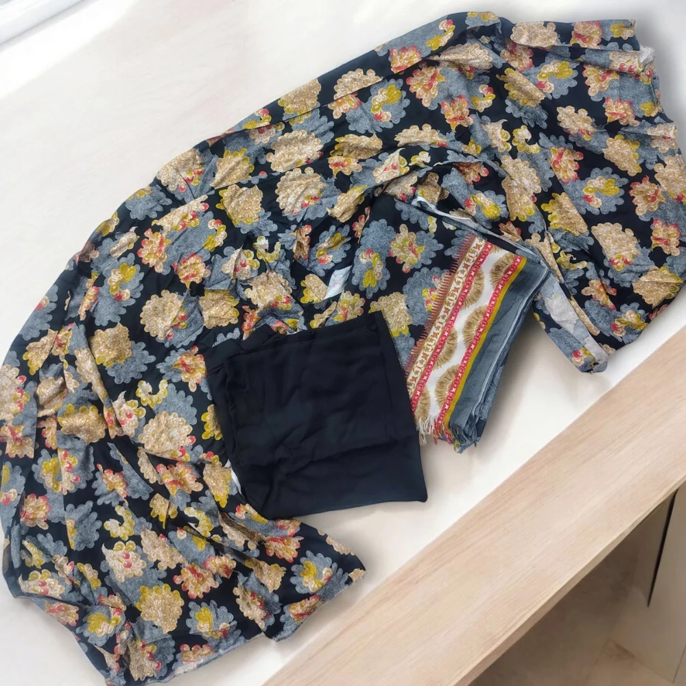 Ladies Silk Marina 3 PC Suit Article 16