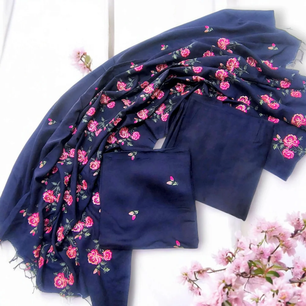 Bareeze Karandi Full Embroidered 2PC Suit – Article 5