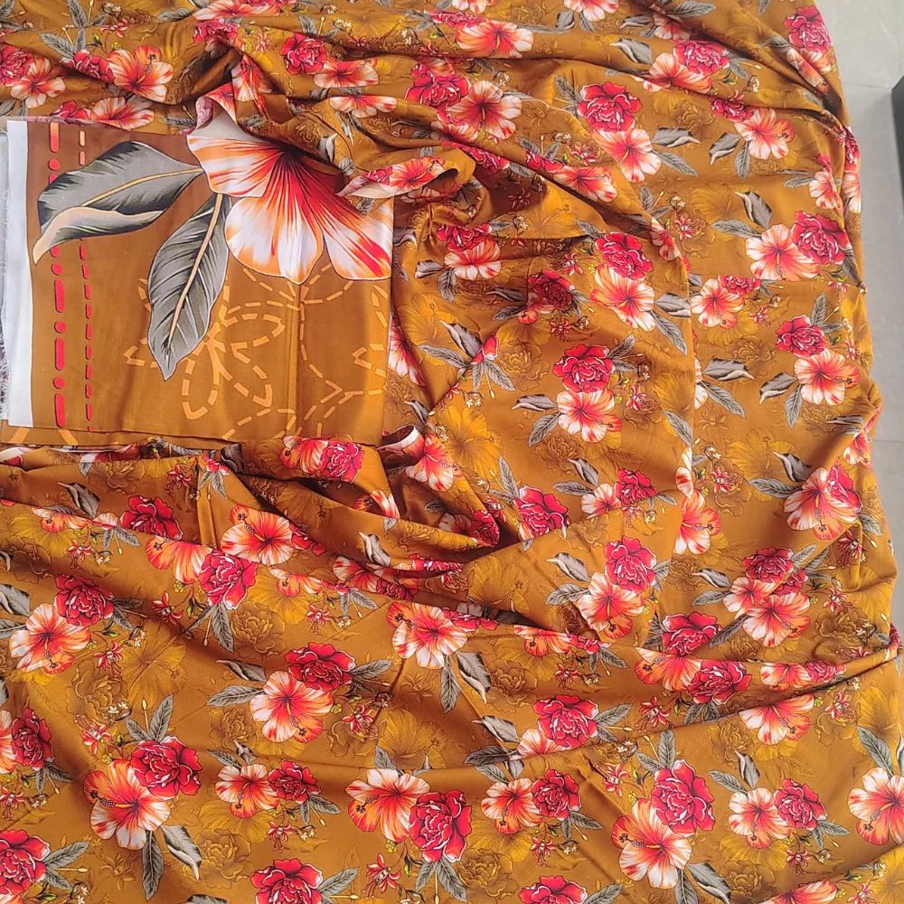 HOORIA B Viscose Suit Article 3