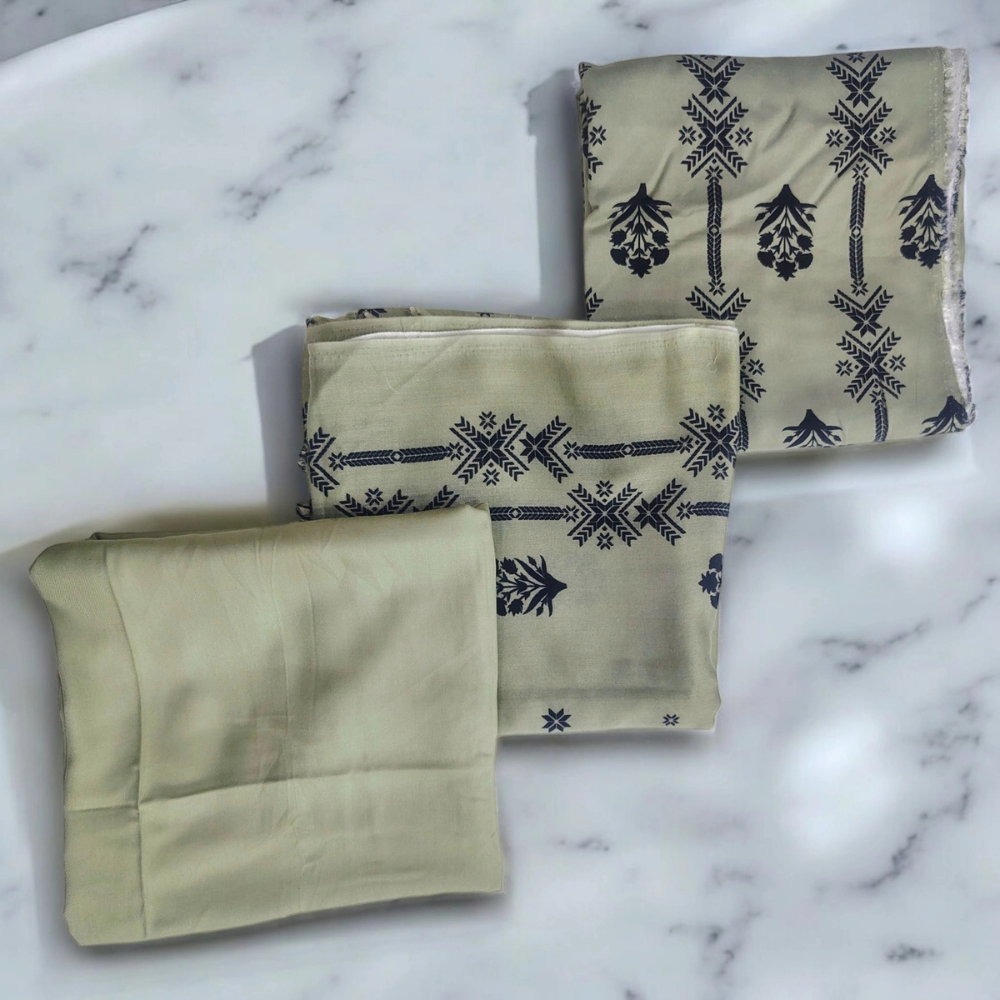 Ladies Silk Marina 3 PC Suit article 1